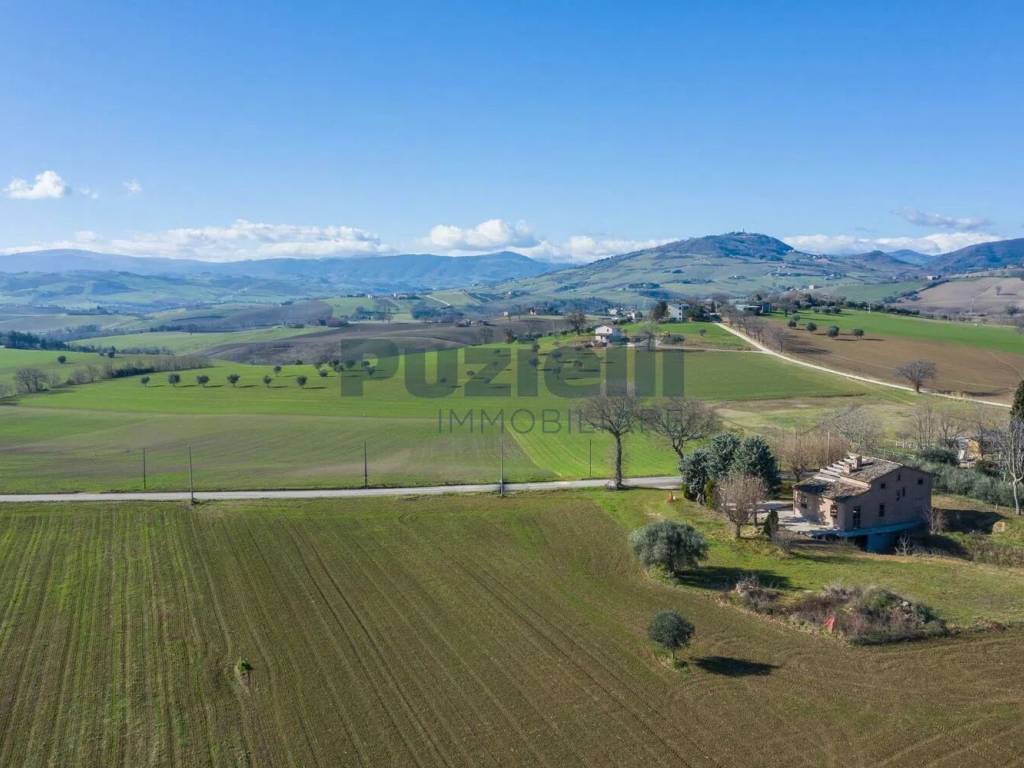 Villa a Treia in Via Ospedale Vecchio - Foto 3