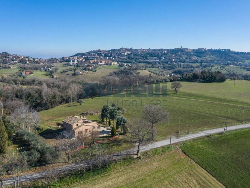 Villa a Treia in Via Ospedale Vecchio - Foto 5