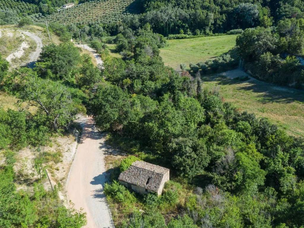 Villa a Montefiore dell'aso in Sp.10 Bivio Sp133 Dir. Pedaso, 63062 Montefiore Dell'Aso Ap, Italia S.N.C. - Foto 5