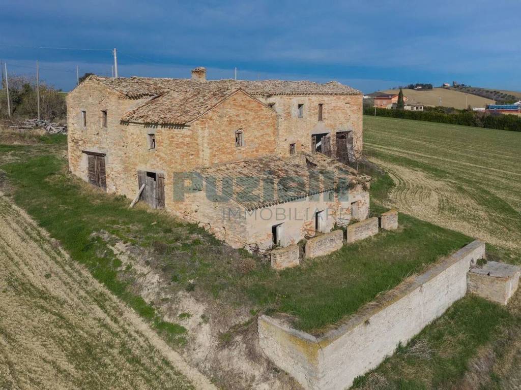 Rustico / casale a Fermo in Strada Comunale Vallasciano S.N.C. - Foto 4