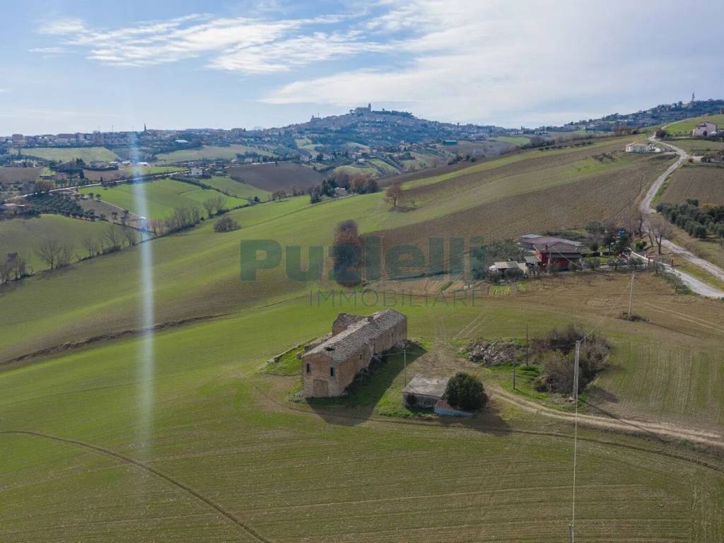 Rustico / casale a Fermo in Strada Comunale Vallasciano S.N.C. - Foto 5