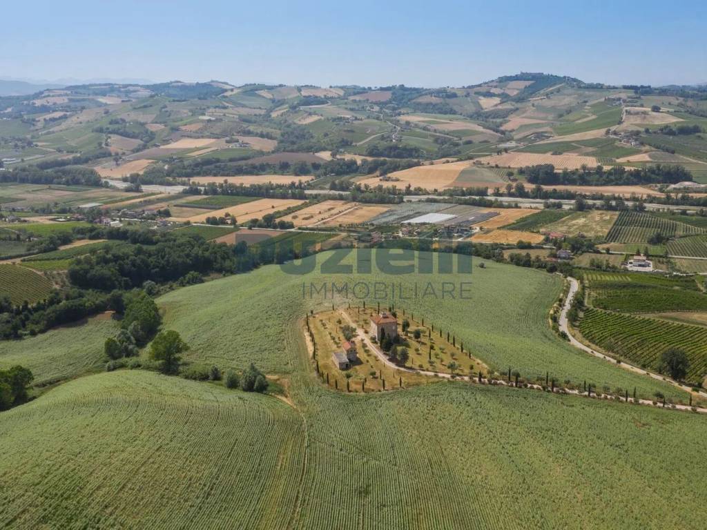 Villa a Montalto delle marche in Strada Provinciale 56, 10 - Foto 4