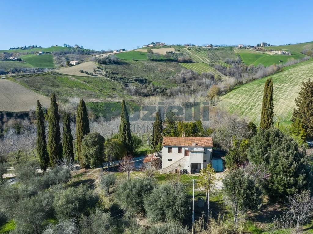 Villa a Montefiore dell'aso in Contrada Menocchia - Foto 5