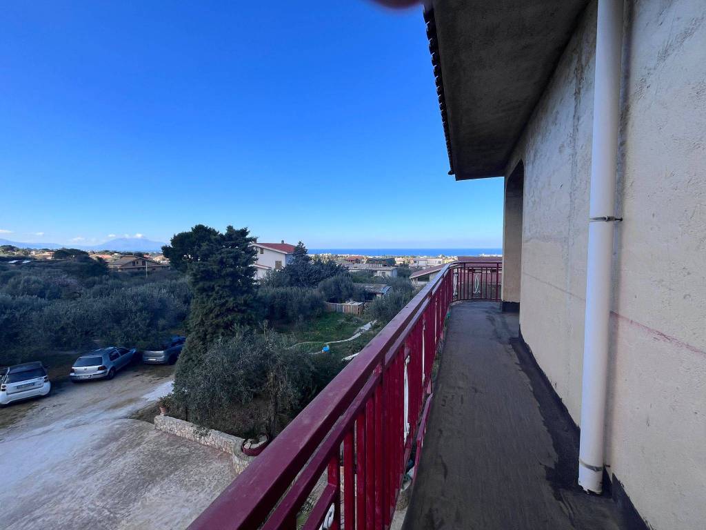Appartamento a Cinisi in Via Zeta 12 - Foto 5