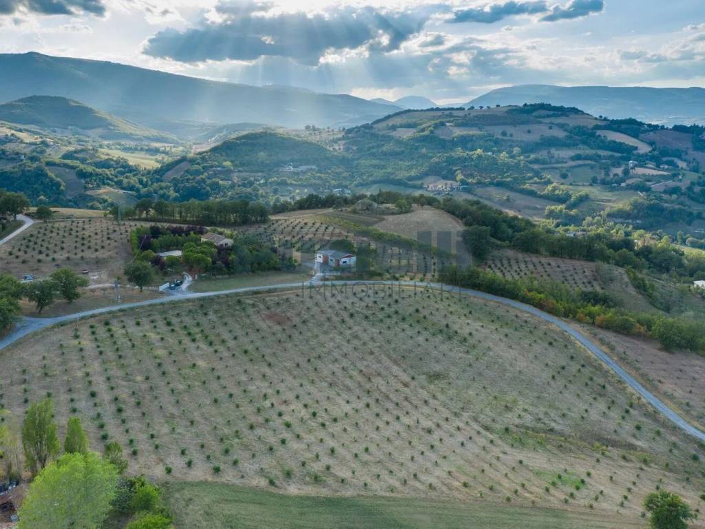 Villa a Cessapalombo in Contrada Le Case - Foto 4