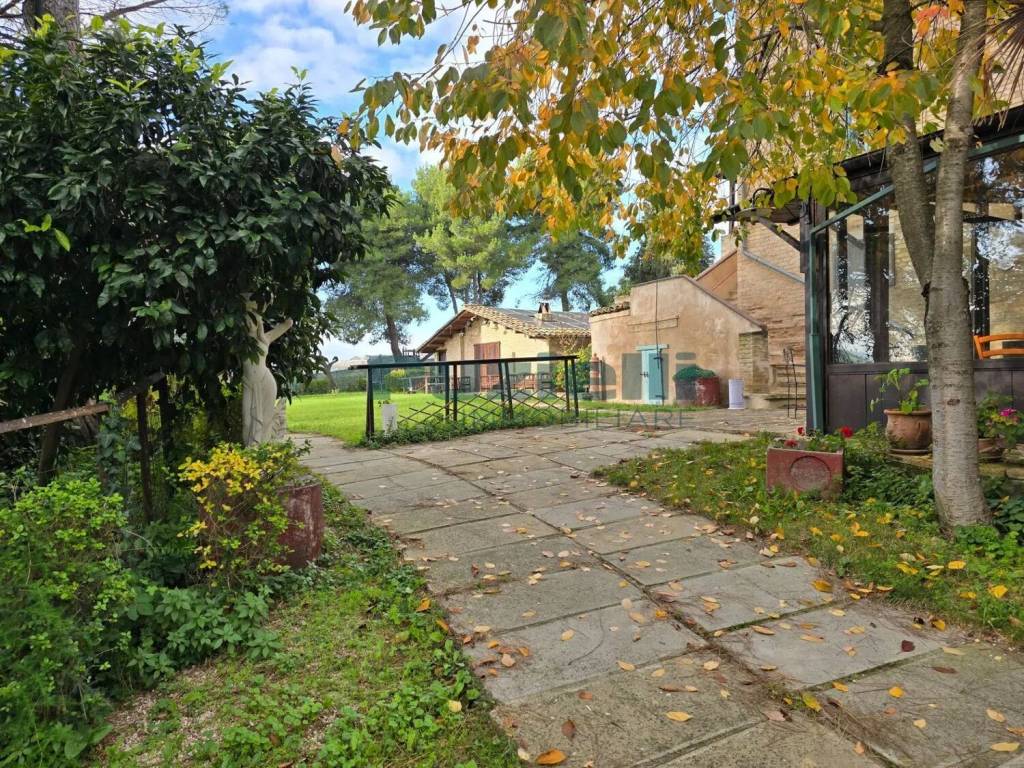 Villa a Fermo in Via Pompeiana, 1 - Foto 4