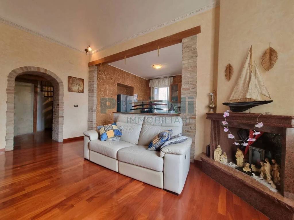 Appartamento a Fermo in Via Bergamasca - Foto 3