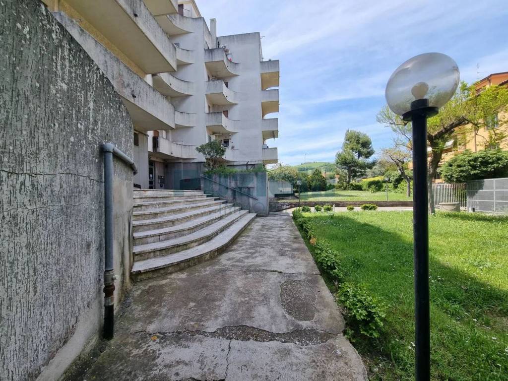 Appartamento a Fermo in Via Gaspare Pazzi, 6 - Foto 2