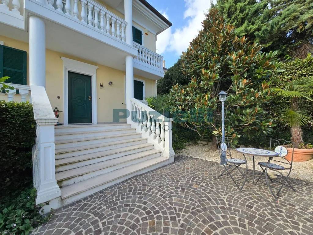 Villa a Fermo in Via Goito - Foto 2