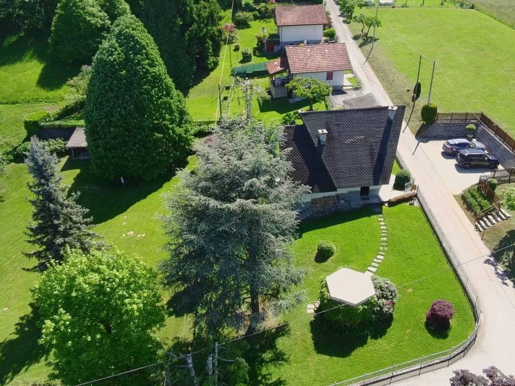 Villa a Bernezzo in Via Maggiori, 29 - Foto 3