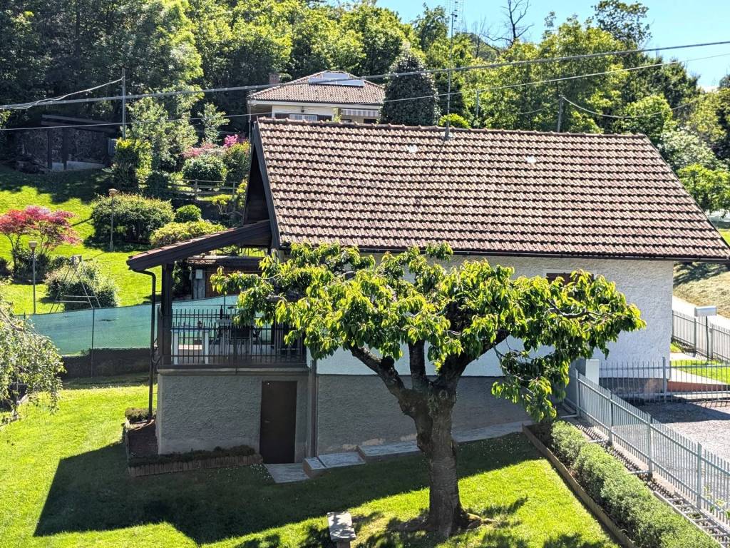 Villa a Bernezzo in Via Maggiori, 31 - Foto 3