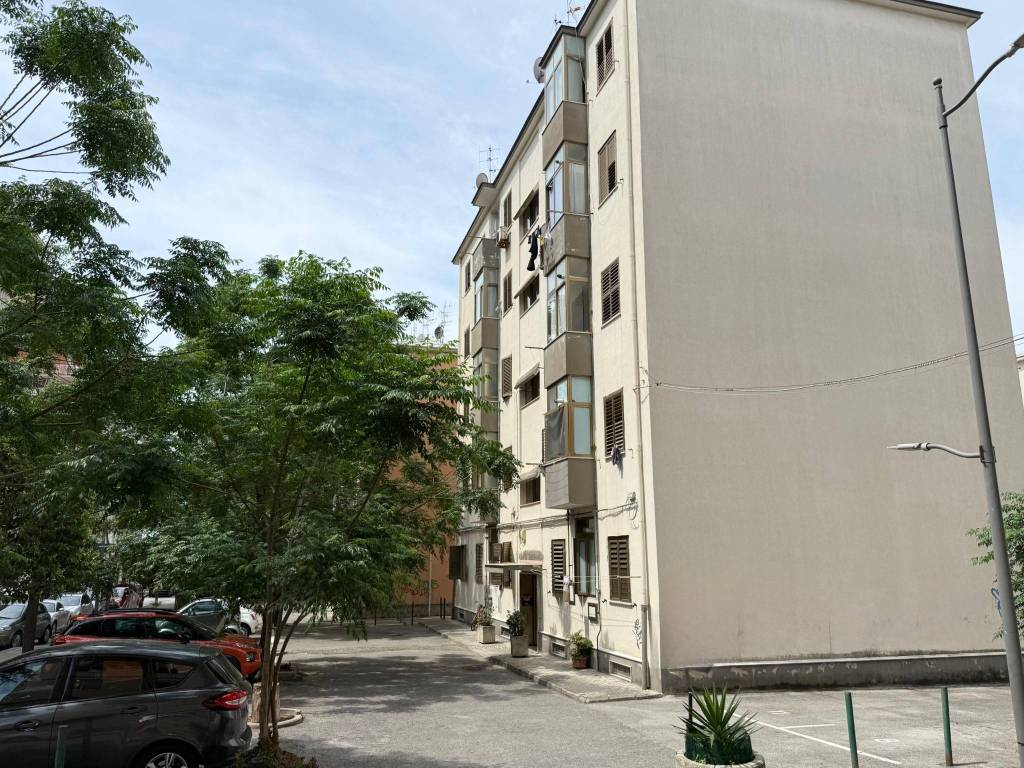 Appartamento a Salerno in Largo Antonio Santelmo, 1 - Foto 3