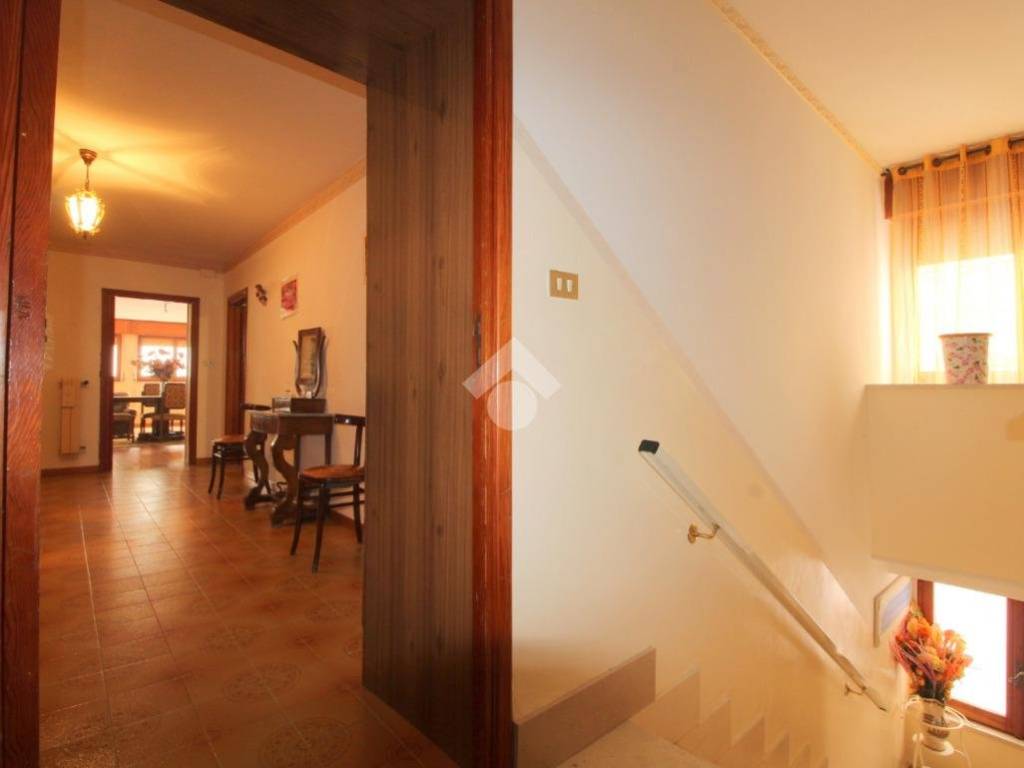 Casa indipendente a Lucera in Via Vincenzo Amicarelli, 17 - Foto 4