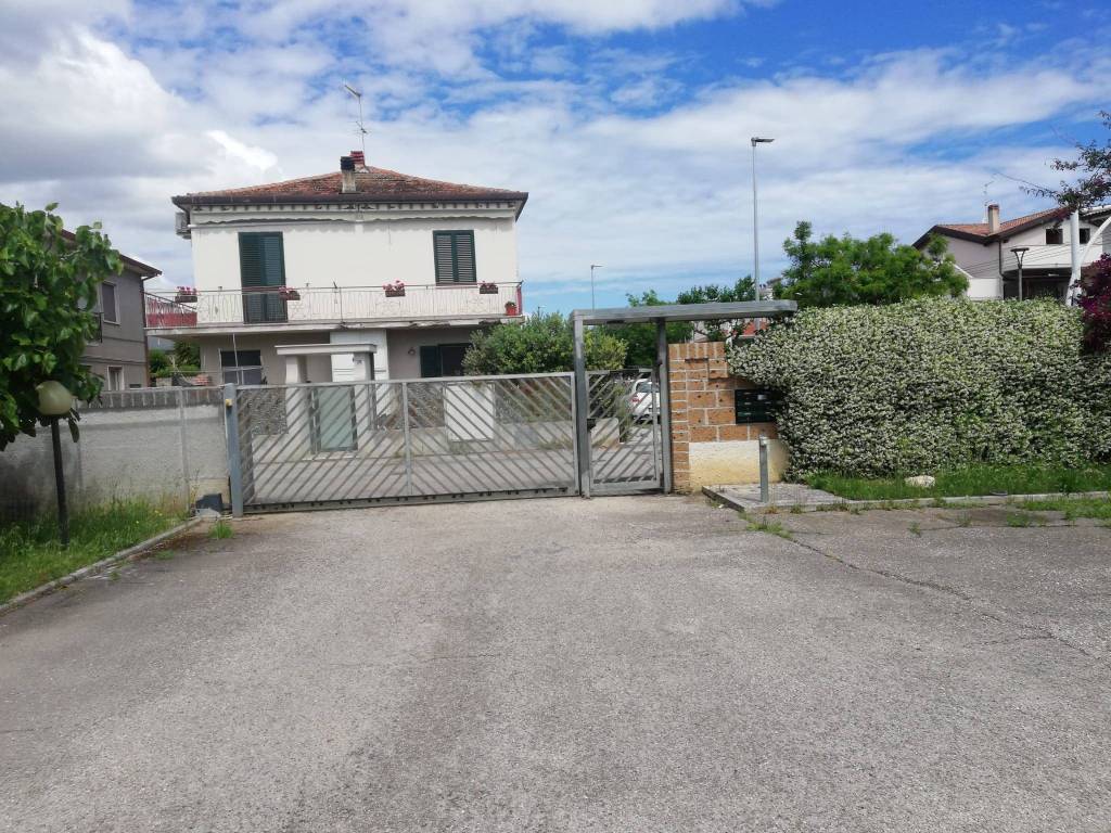 Attico / mansarda a Montesilvano in Via Lambro, 18 - Foto 3