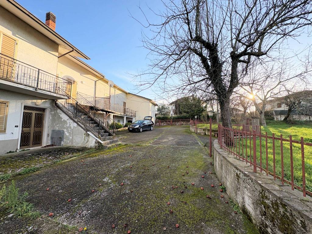 Villetta a schiera a Montemiletto in Contrada San Giovanni - Foto 4