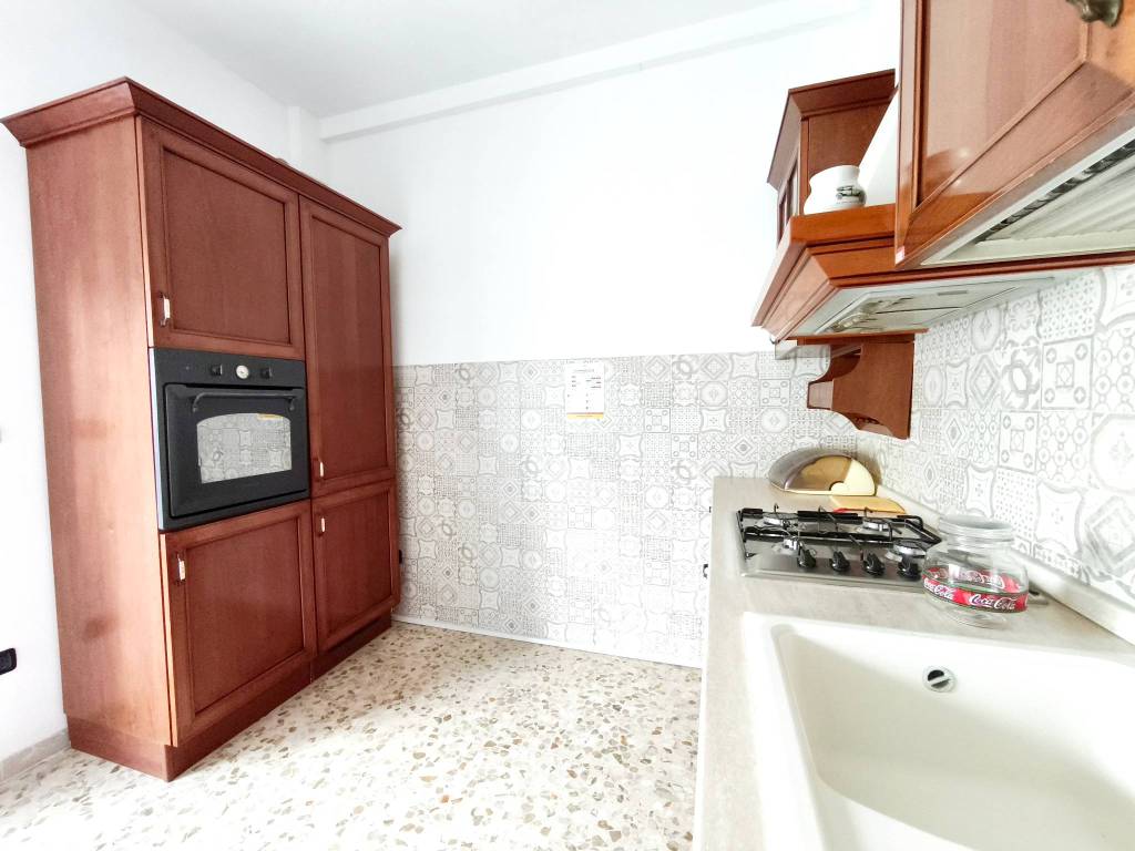 Appartamento a Brindisi in Via Umberto Maddalena - Foto 5