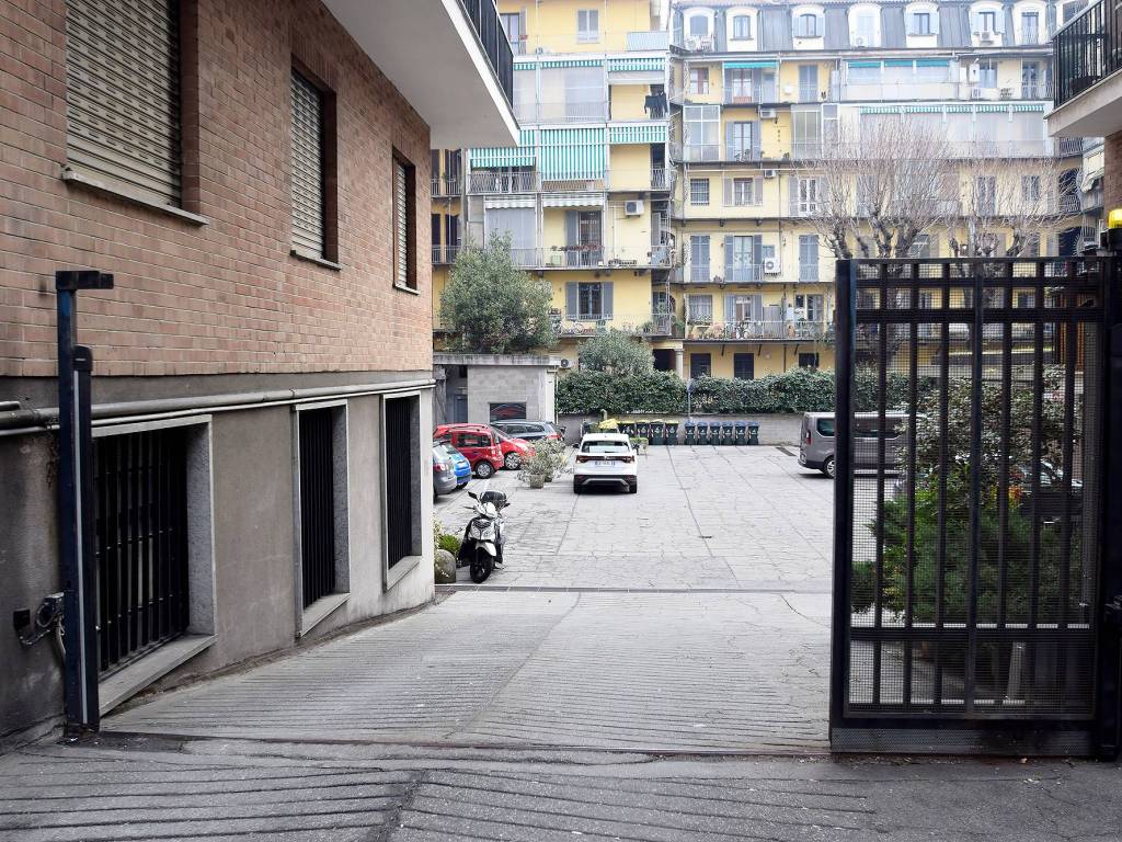 Box / garage a Torino in Via Tommaso Grossi, 3 - Foto 3