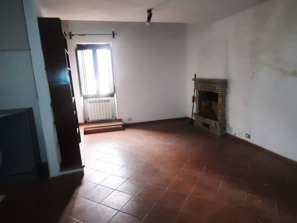 Casa indipendente a Tarquinia in Via dei Granari - Foto 2