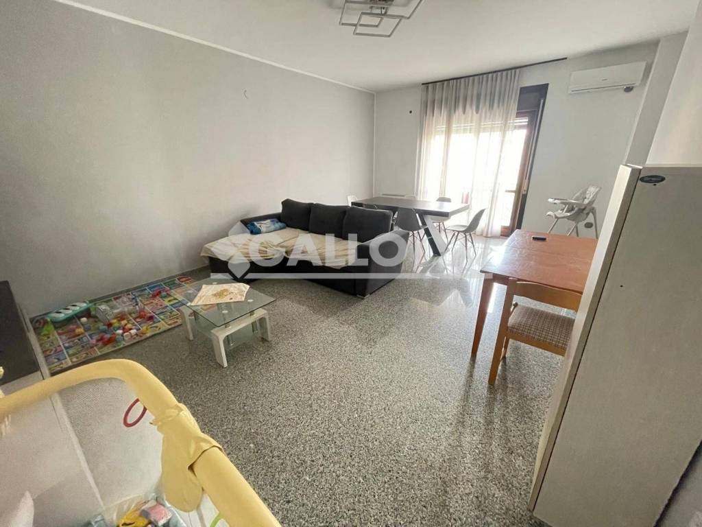 Appartamento a Cosenza in Piazza Primo Maggio - Foto 2