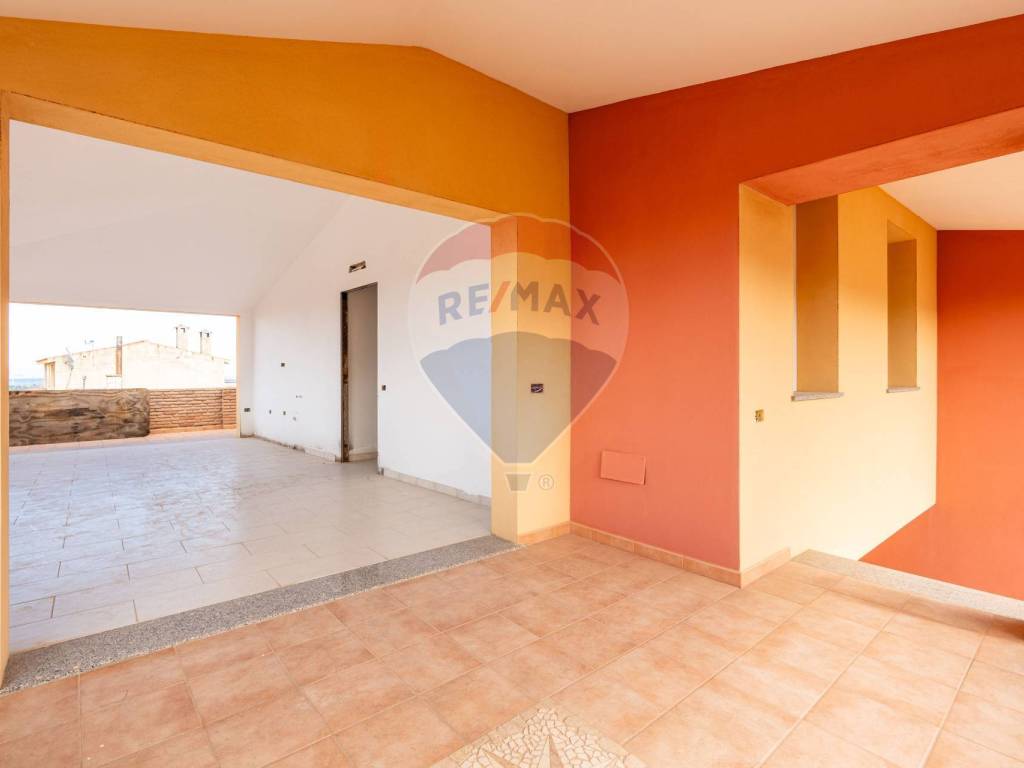 Appartamento a Capoterra in Via Olbia - Foto 2