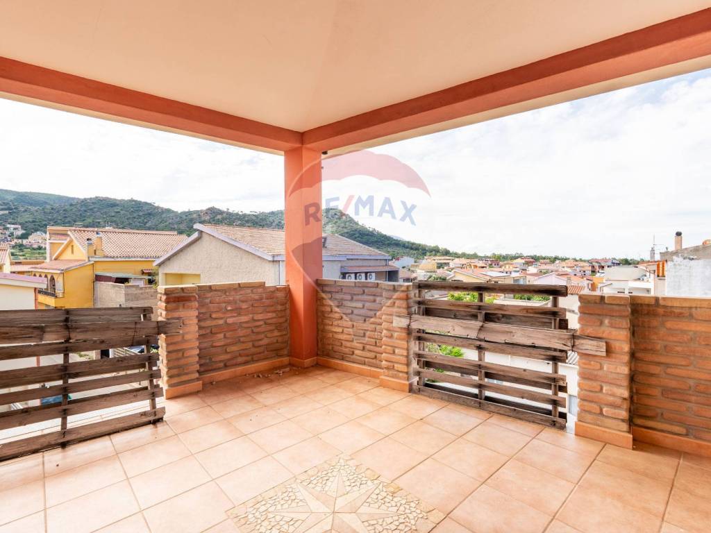 Appartamento a Capoterra in Via Olbia - Foto 3