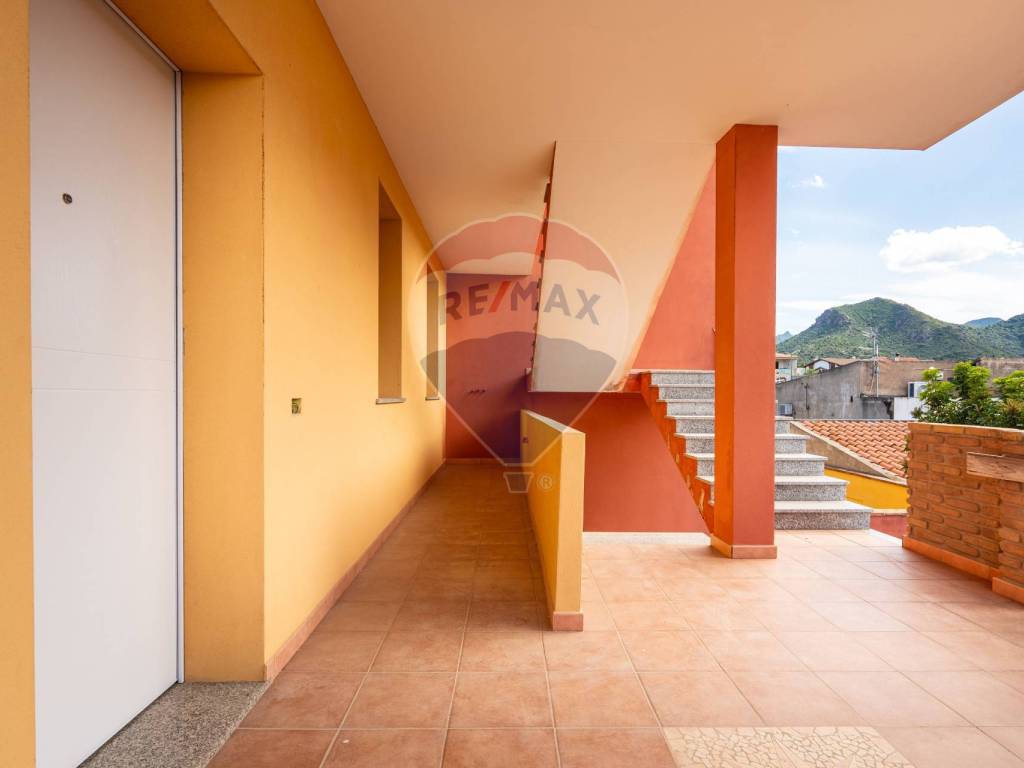 Appartamento a Capoterra in Via Olbia - Foto 2