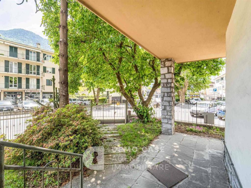 Villa a Chiavenna in Viale Maloggia, 1 - Foto 2