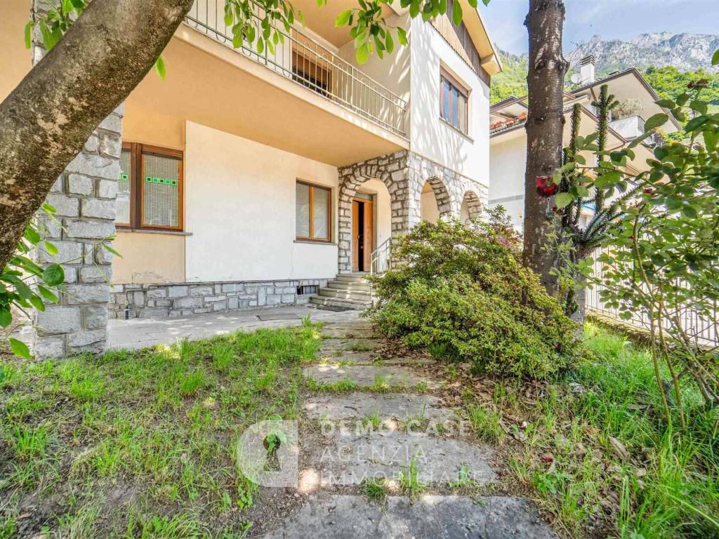 Villa a Chiavenna in Viale Maloggia, 1 - Foto 3