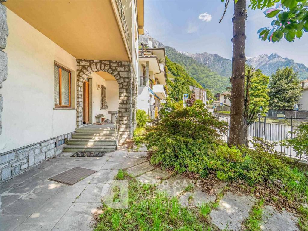 Villa a Chiavenna in Viale Maloggia, 1 - Foto 4