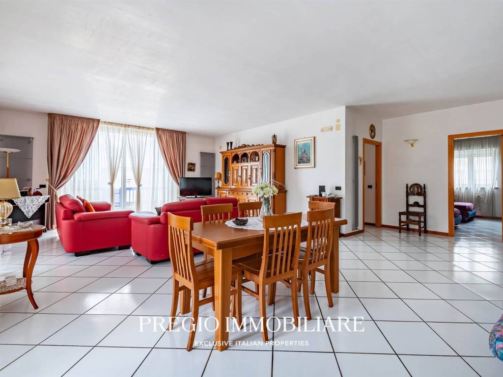 Appartamento a Martina franca in Via Alcide De Gasperi - Foto 5