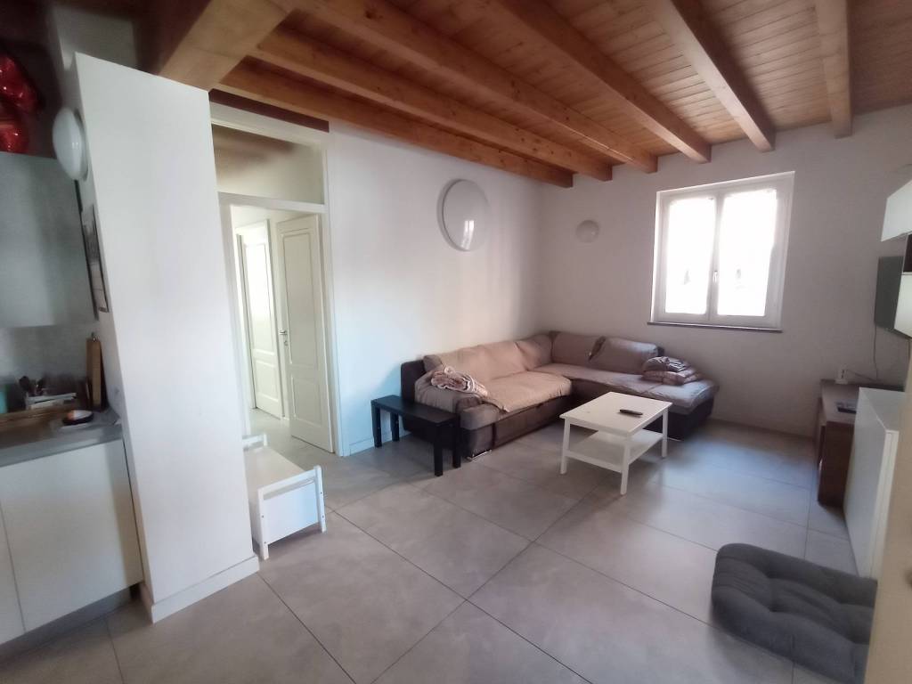 Villa a Oleggio in Via Santo Stefano, 119 - Foto 4