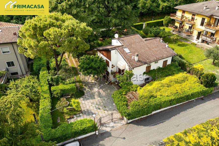 Villa a Grezzana in Via Paolo Caliari, 8 - Foto 2