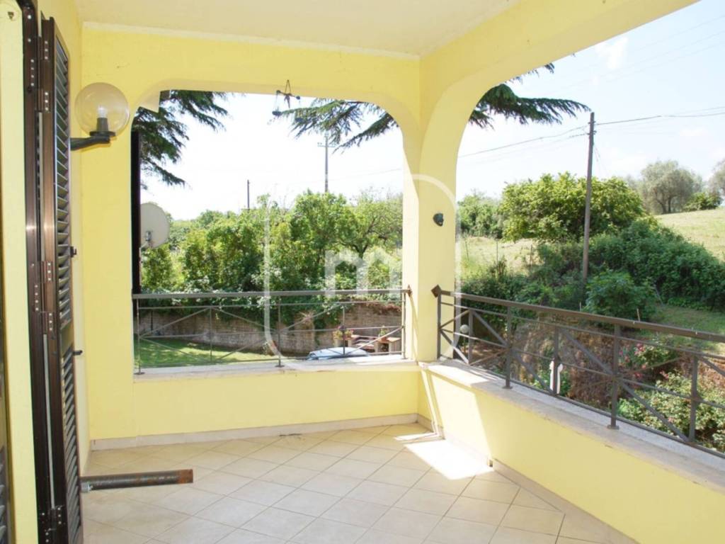 Villa a Faleria in Via Castel Paterno - Foto 4