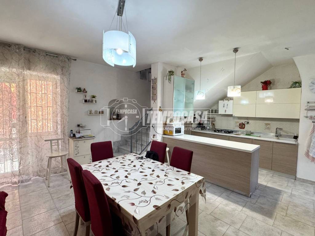 Appartamento a Caserta in Via Chiesa - Foto 2