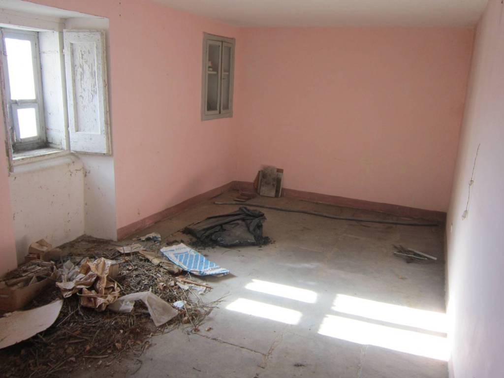 Casa indipendente a Agnone in VIA GUALTERIO, 44 - Foto 4