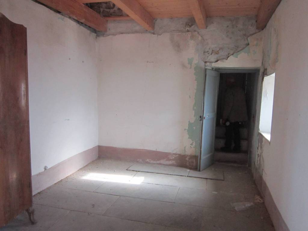 Casa indipendente a Agnone in VIA GUALTERIO, 44 - Foto 5
