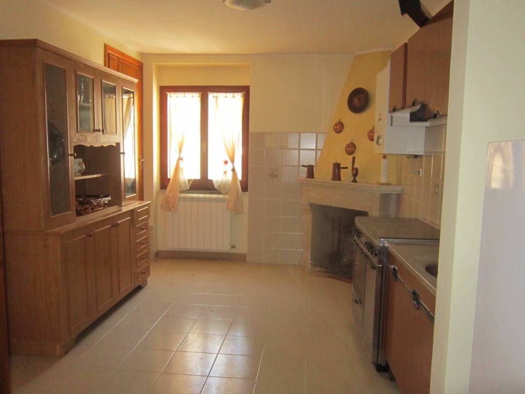 Casa indipendente a Agnone in Salita Tamburri, 28 - Foto 4