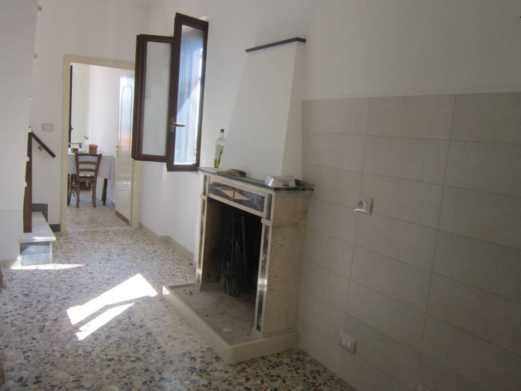 Casa indipendente a Poggio sannita in Larghetto Ospedale - Foto 2