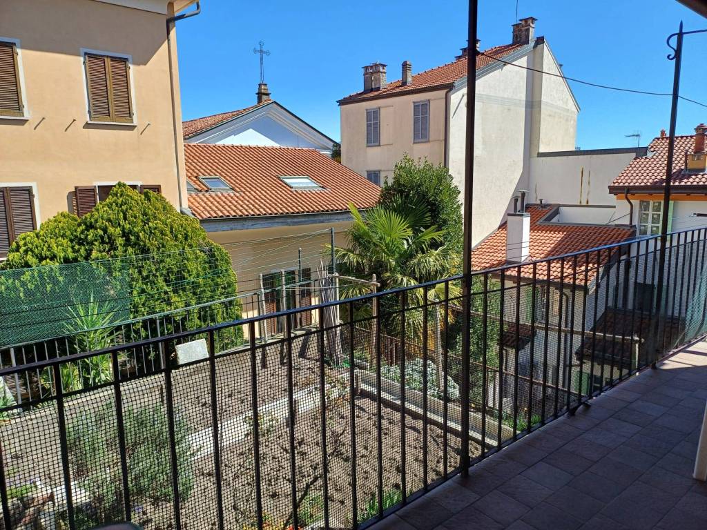 Appartamento a Belgirate in Via Gaetano Bianchi, 6 - Foto 2