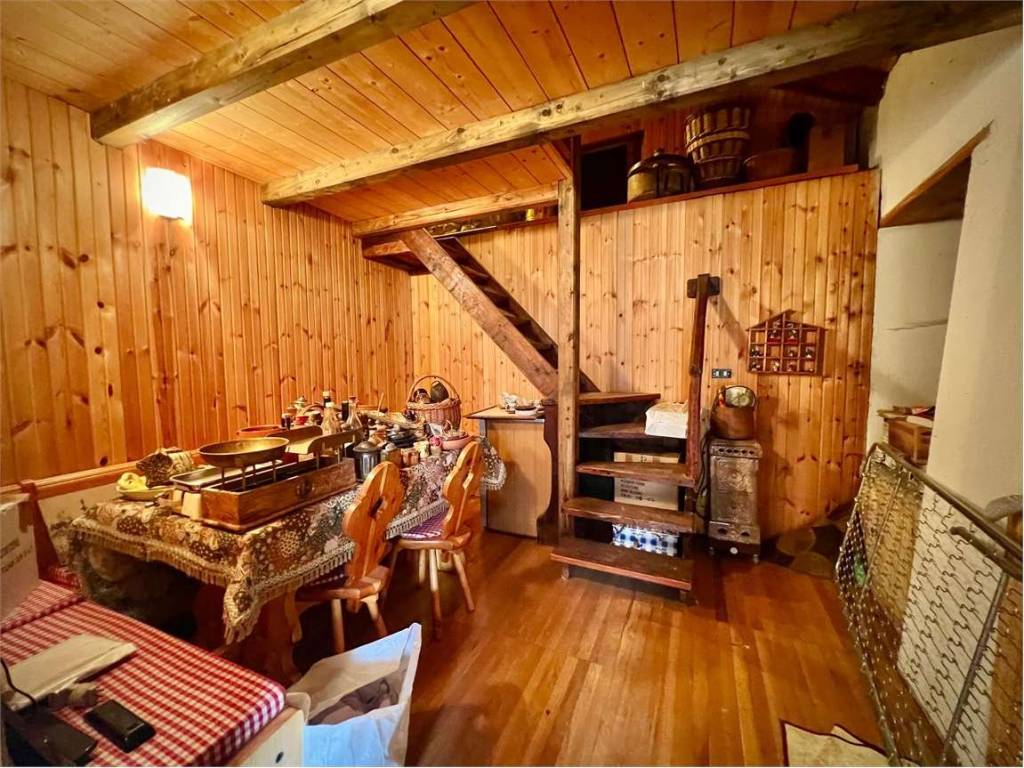 Casa indipendente a Aymavilles in FRAZIONE OZEIN, SNC - Foto 4