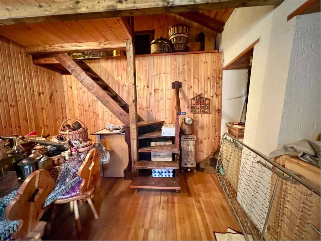 Casa indipendente a Aymavilles in FRAZIONE OZEIN, SNC - Foto 5