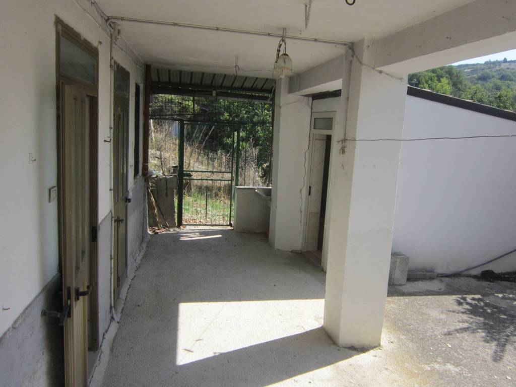 Rustico / casale a Poggio sannita in CONTRADA QUARTO II - Foto 2