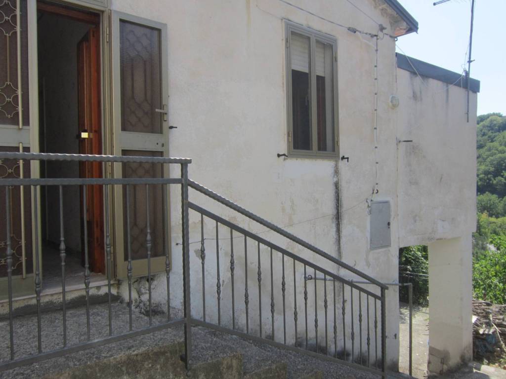 Rustico / casale a Poggio sannita in CONTRADA QUARTO II - Foto 4