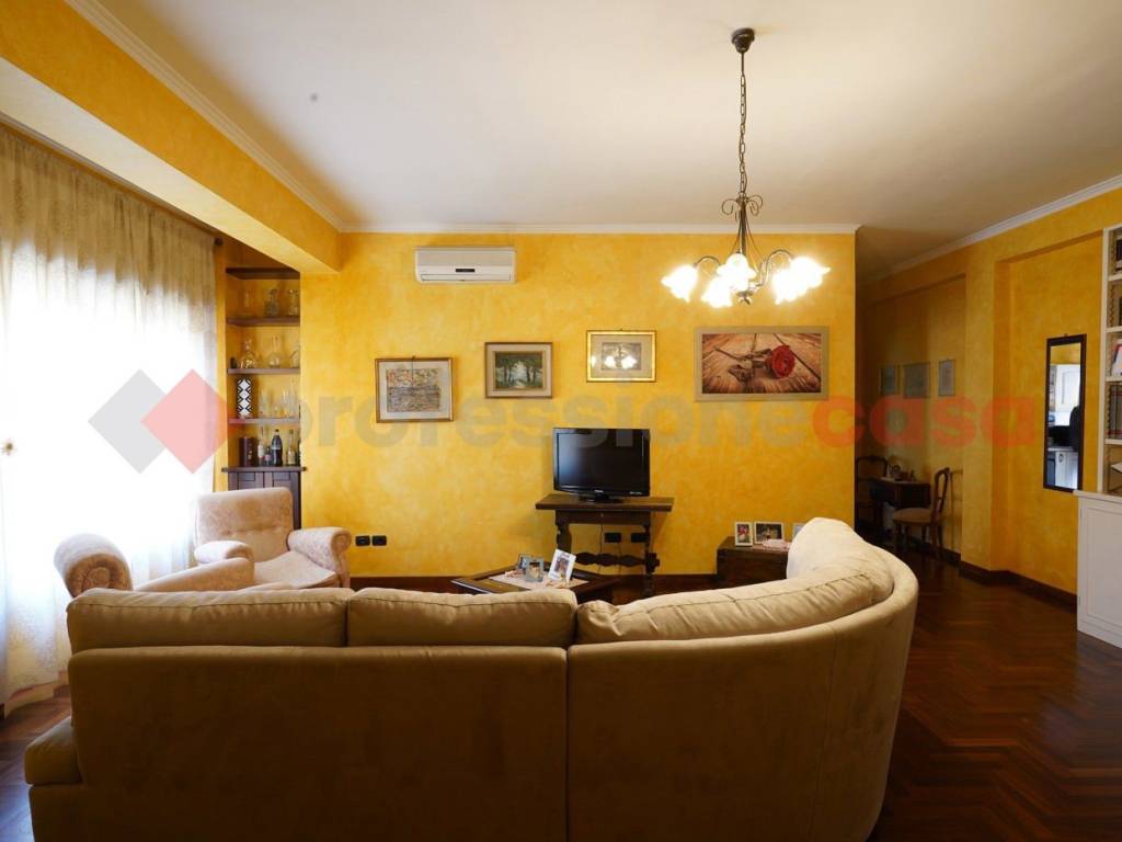 Appartamento a Cassino in Piazza Restagno, 8 - Foto 2
