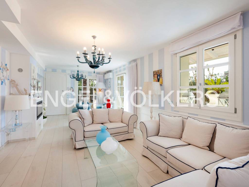 Villa a Peschiera del garda in Via Pietro Nenni - Foto 3