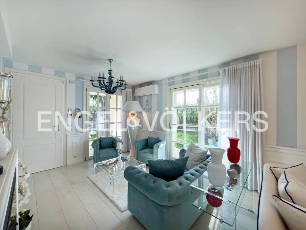 Villa a Peschiera del garda in Via Pietro Nenni - Foto 4