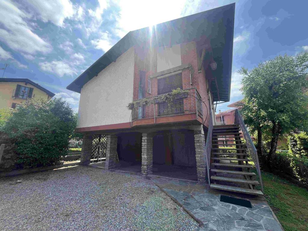 Villa a Sesto calende in Via Bellaria, 16 - Foto 4