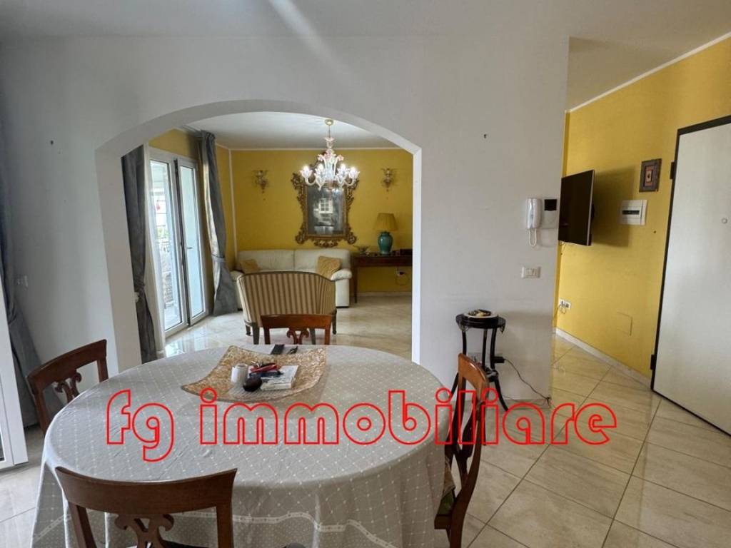 Appartamento a Grottammare in Via Alessandro Tassoni, 25 - Foto 2