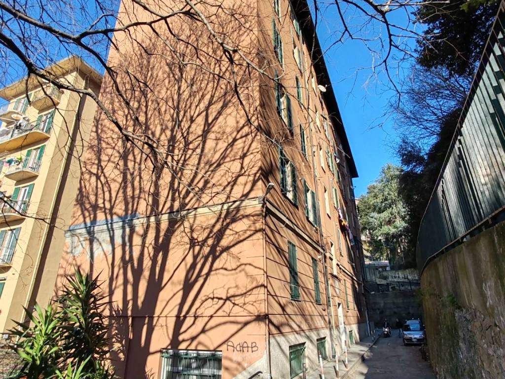 Appartamento a Genova in Vico Chiuso dei Cinque Santi - Foto 2