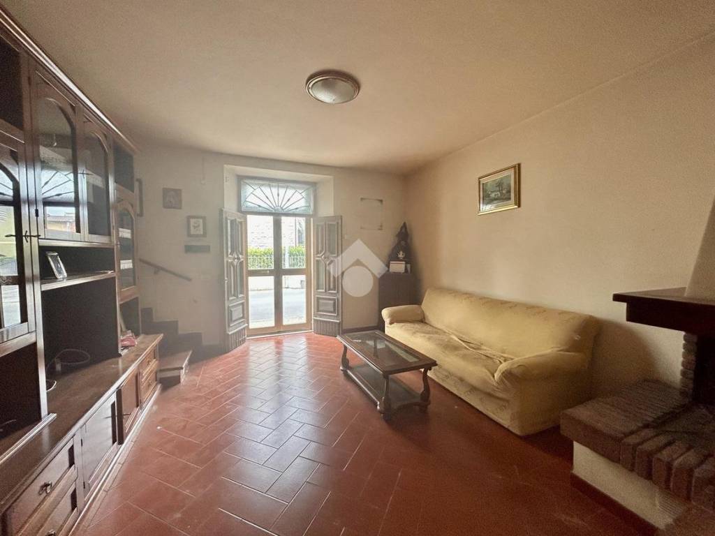 Casa indipendente a Quarrata in Via Vecchia Fiorentina Primo Tronco, 23 - Foto 3